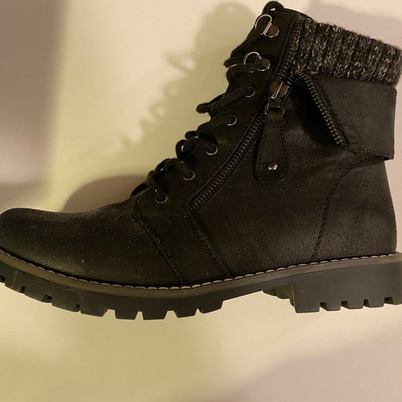 Cliffs by White Mountain Shoes - Pembroke Style Boots from Cliffs by White Mountain